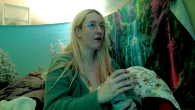 Recorded video of Candismiths on MyFreeCams (MFC) thumbnail