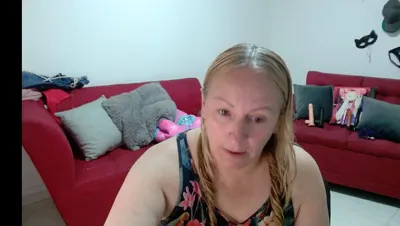 Recorded video of Emperatrizass on MyFreeCams (MFC) thumbnail