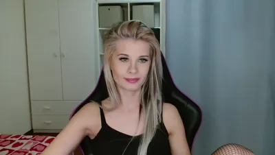 Recorded video of KristineLips on MyFreeCams (MFC) thumbnail