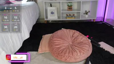 Recorded video of Lilly_dollss on MyFreeCams (MFC) thumbnail