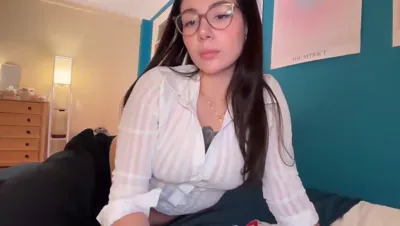 Recorded video of Maxine_Black on MyFreeCams (MFC) thumbnail