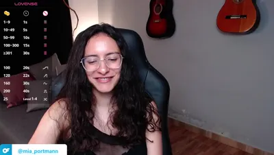 Recorded video of MiaportmanX on MyFreeCams (MFC) thumbnail