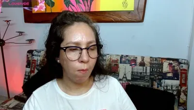 Recorded video of Naih__ on MyFreeCams (MFC) thumbnail