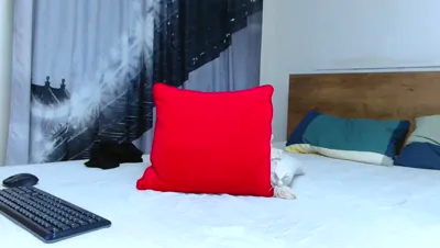 Recorded video of Tamia_lou on MyFreeCams (MFC) thumbnail