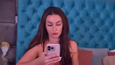 EllaDeLuna Recorded video thumbnail on MyFreeCams (MFC)