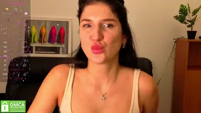 KissAlianna Recorded video thumbnail on MyFreeCams (MFC)