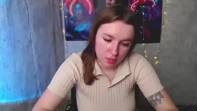 SexyJuliia_ Recorded video thumbnail on MyFreeCams (MFC)