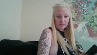 Recorded video of CallieXO43 on MyFreeCams (MFC) thumbnail