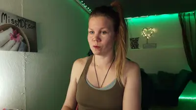 Recorded video of CallMeMaria on MyFreeCams (MFC) thumbnail