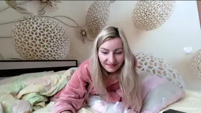 Recorded video of MeltingJulia on MyFreeCams (MFC) thumbnail