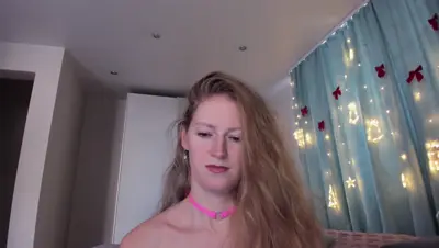 Queen__Diana Recorded video thumbnail on MyFreeCams (MFC)