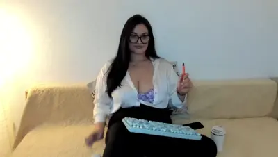 Recorded video of Laurasinner on MyFreeCams (MFC) thumbnail