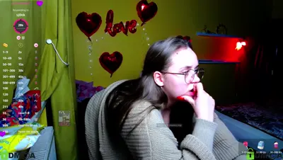 Recorded video of Lilycat__ on MyFreeCams (MFC) thumbnail