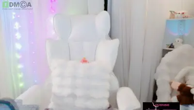 Recorded video of meowtheworld on MyFreeCams (MFC) thumbnail