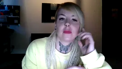 Recorded video of pixieDread on MyFreeCams (MFC) thumbnail