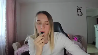 Recorded video of RouseReed on MyFreeCams (MFC) thumbnail