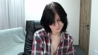 Recorded video of TinaQuinn on MyFreeCams (MFC) thumbnail