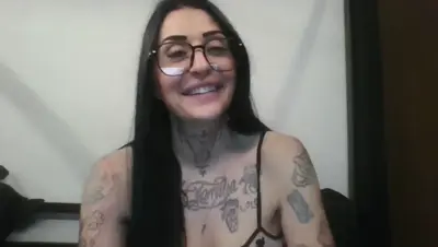 Recorded video of VyxaraNoire on MyFreeCams (MFC) thumbnail