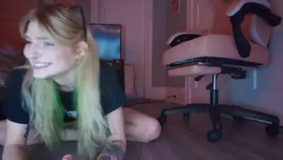 Recorded video of DuckChan0 on MyFreeCams (MFC) thumbnail