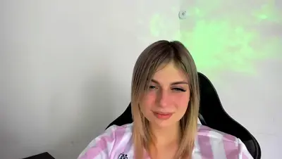 Recorded video of EarlyyBird on MyFreeCams (MFC) thumbnail