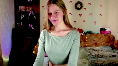 Recorded video of Luna_evan on MyFreeCams (MFC) thumbnail