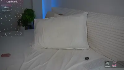 Recorded video of Urblonde on MyFreeCams (MFC) thumbnail