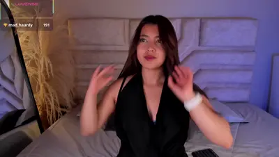 Recorded video of Rebecca__ on MyFreeCams (MFC) thumbnail