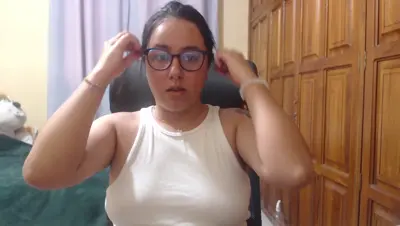 Recorded video of Venus_cat on MyFreeCams (MFC) thumbnail