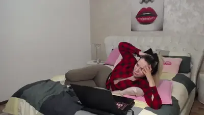 Recorded video of BlondeeFairy on MyFreeCams (MFC) thumbnail