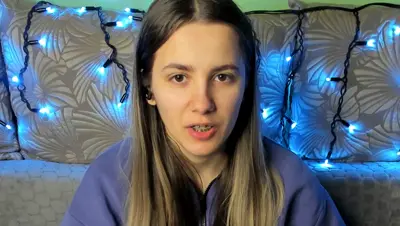 Recorded video of LolaCrystal on MyFreeCams (MFC) thumbnail