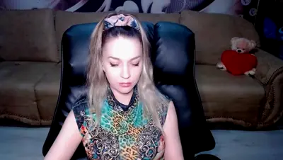 Recorded video of LovelyMalina on MyFreeCams (MFC) thumbnail