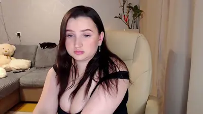 Recorded video of Nikaking22 on MyFreeCams (MFC) thumbnail