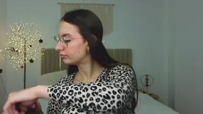 Recorded video of Real_cutie on MyFreeCams (MFC) thumbnail