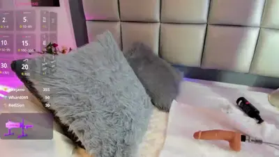 Recorded video of Sophi_leone on MyFreeCams (MFC) thumbnail