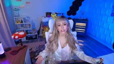 Recorded video of kaydolll on MyFreeCams (MFC) thumbnail