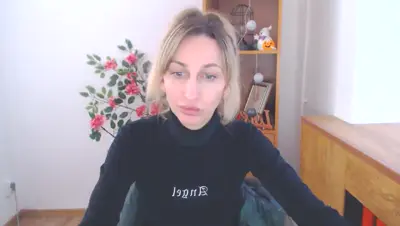 MyFreeCams LanaKiss thumbnail