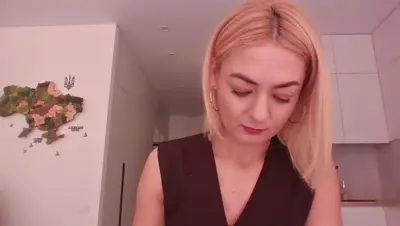 MyFreeCams NessaVix thumbnail