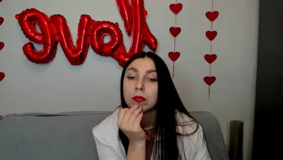MyFreeCams SinthiaMars thumbnail