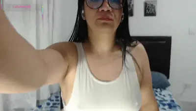 MyFreeCams StormiSquirt thumbnail