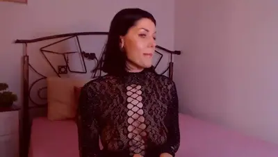 MyFreeCams YvonneEverlee thumbnail